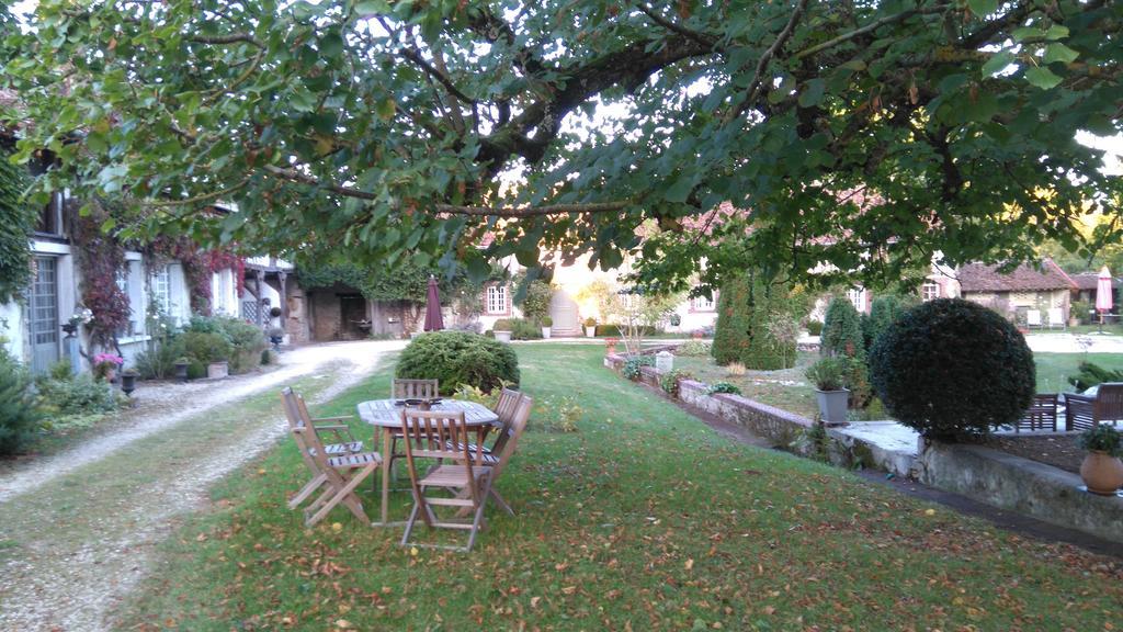 Bed and Breakfast Domaine De La Creuse Moussey  Exteriér fotografie